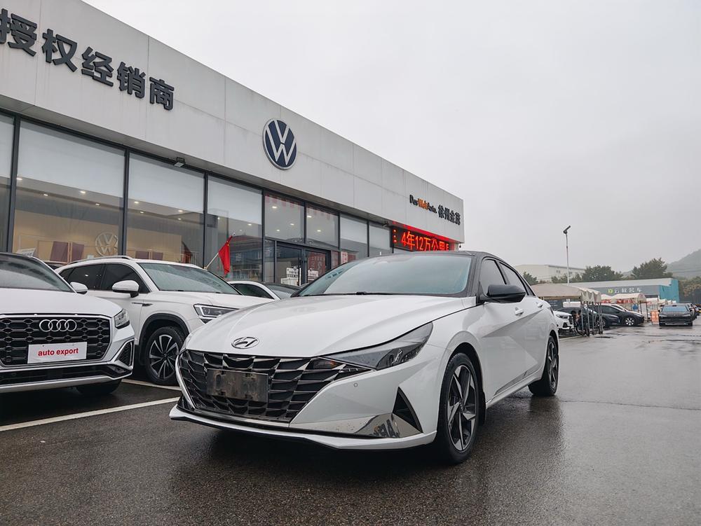 Hyundai Elantra