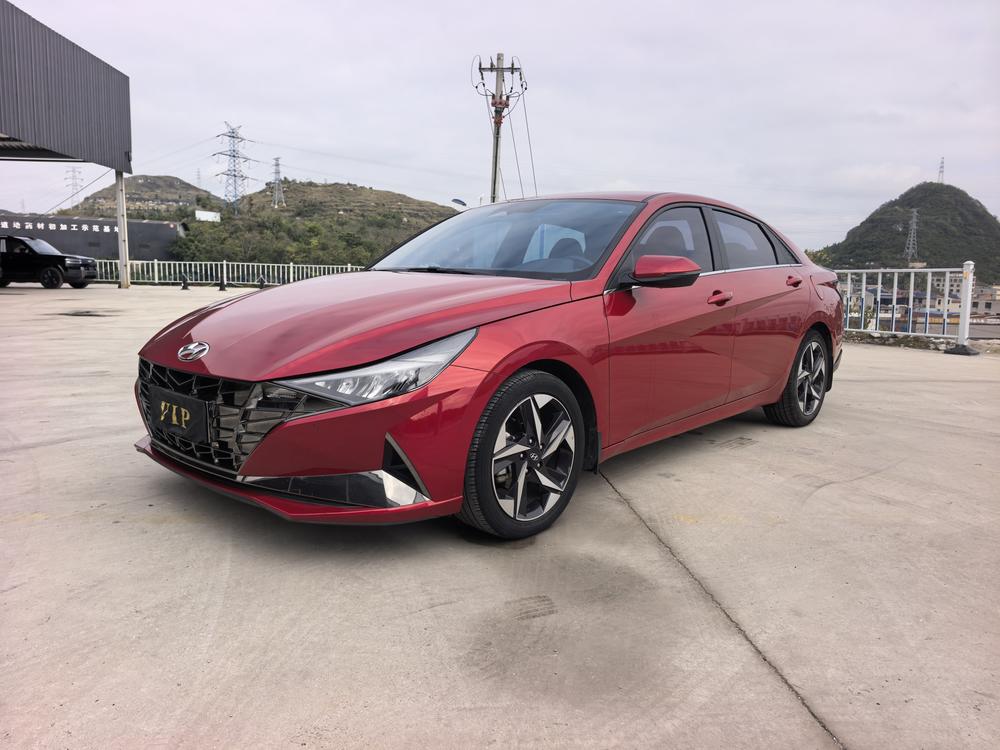 Hyundai Elantra