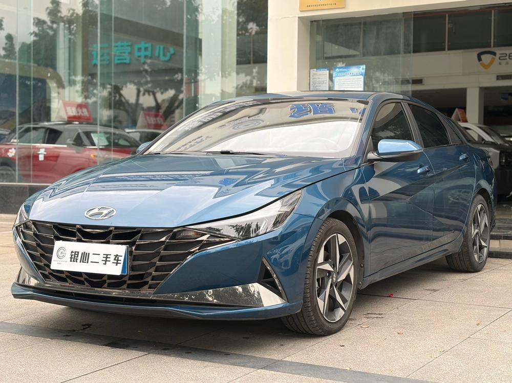 Hyundai Elantra