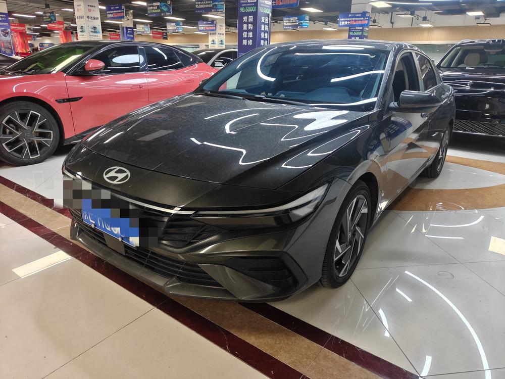 Hyundai Elantra