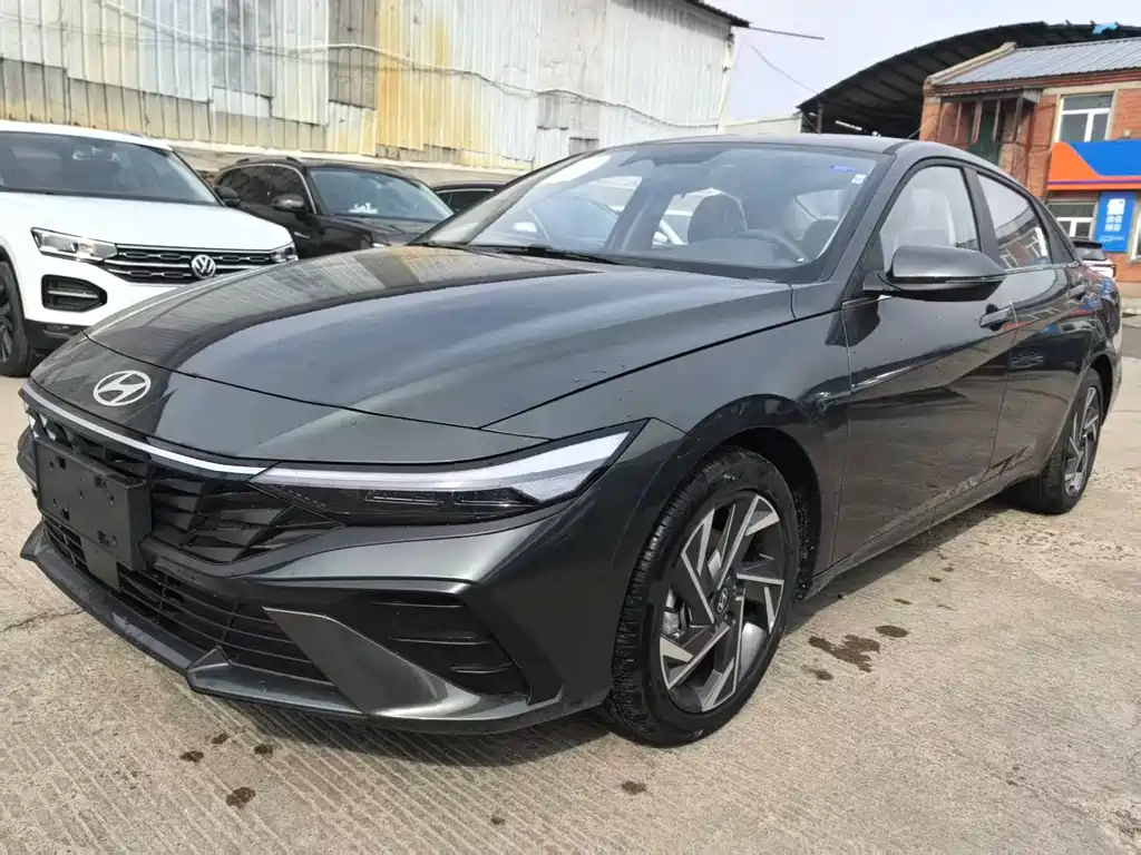 Hyundai Elantra