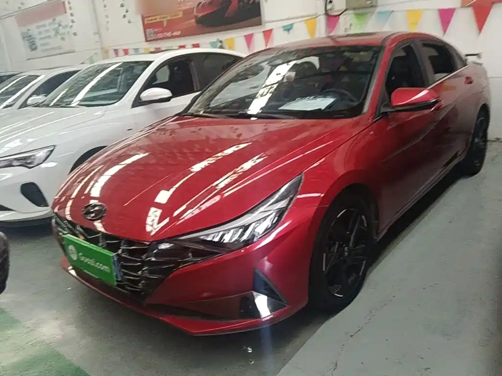 Hyundai Elantra