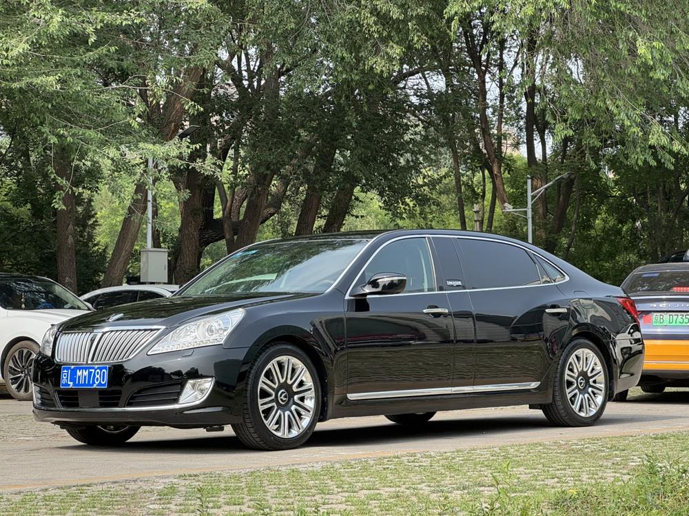 Hyundai Equus