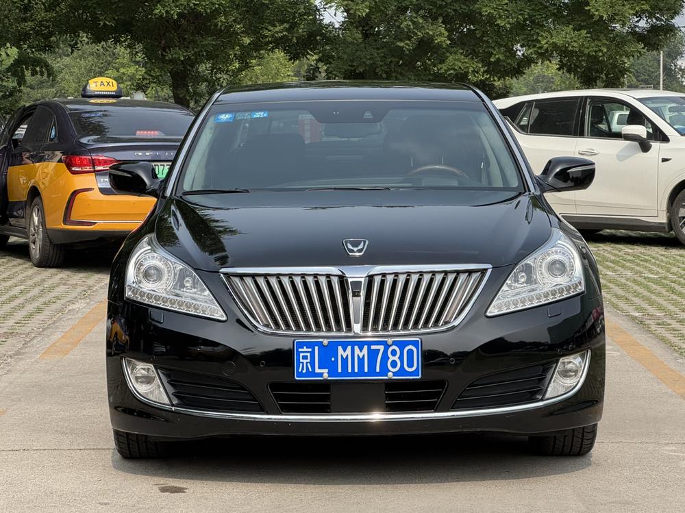 Hyundai Equus