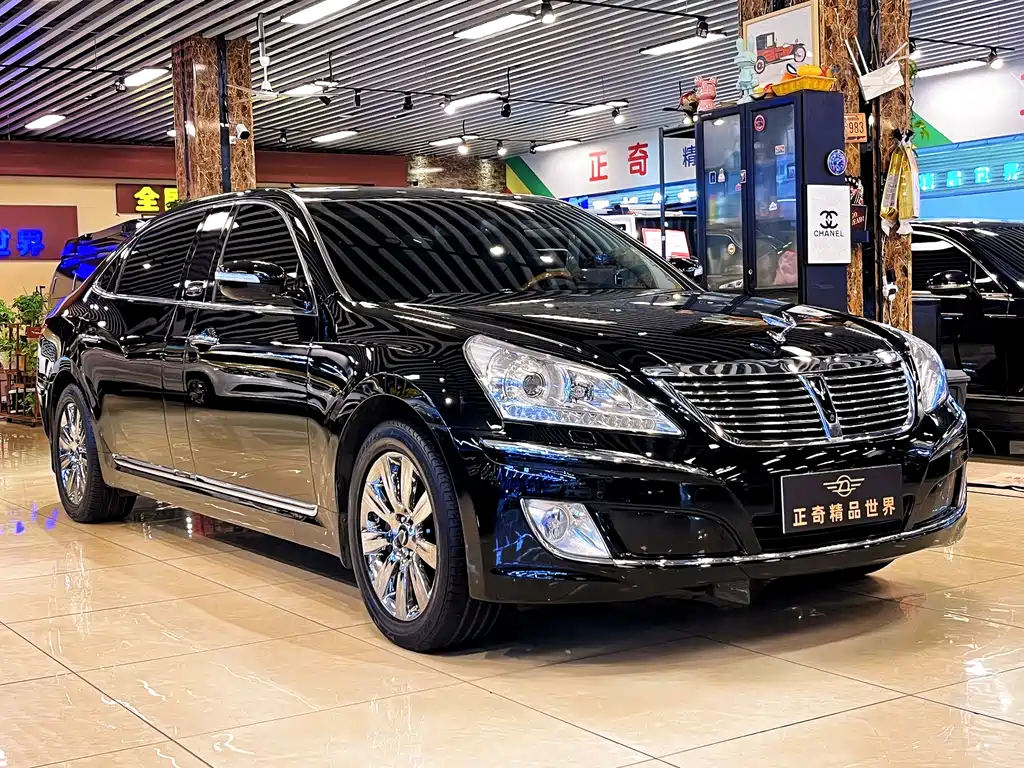 Hyundai Equus