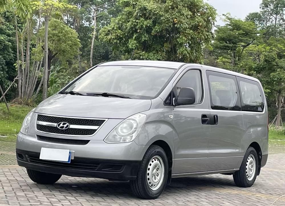Hyundai H-1