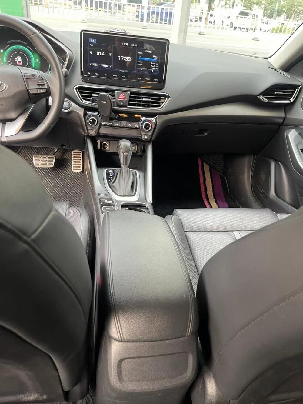 Hyundai Lafesta