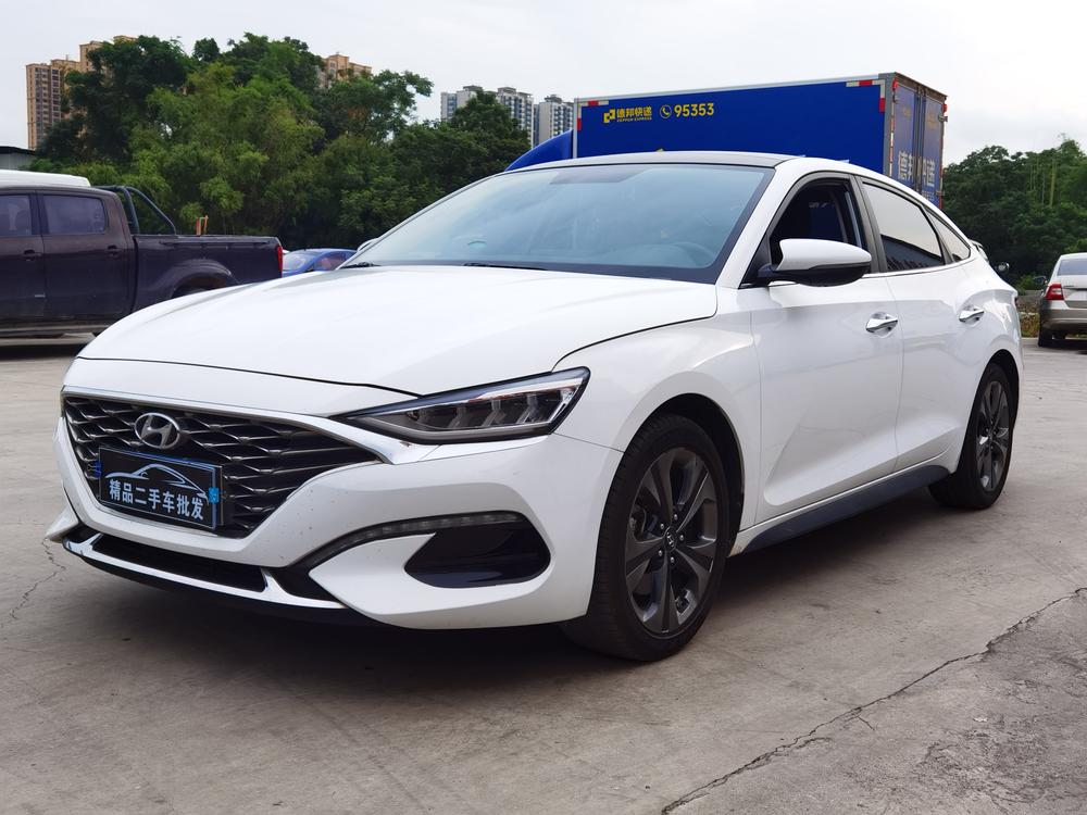 Hyundai Lafesta