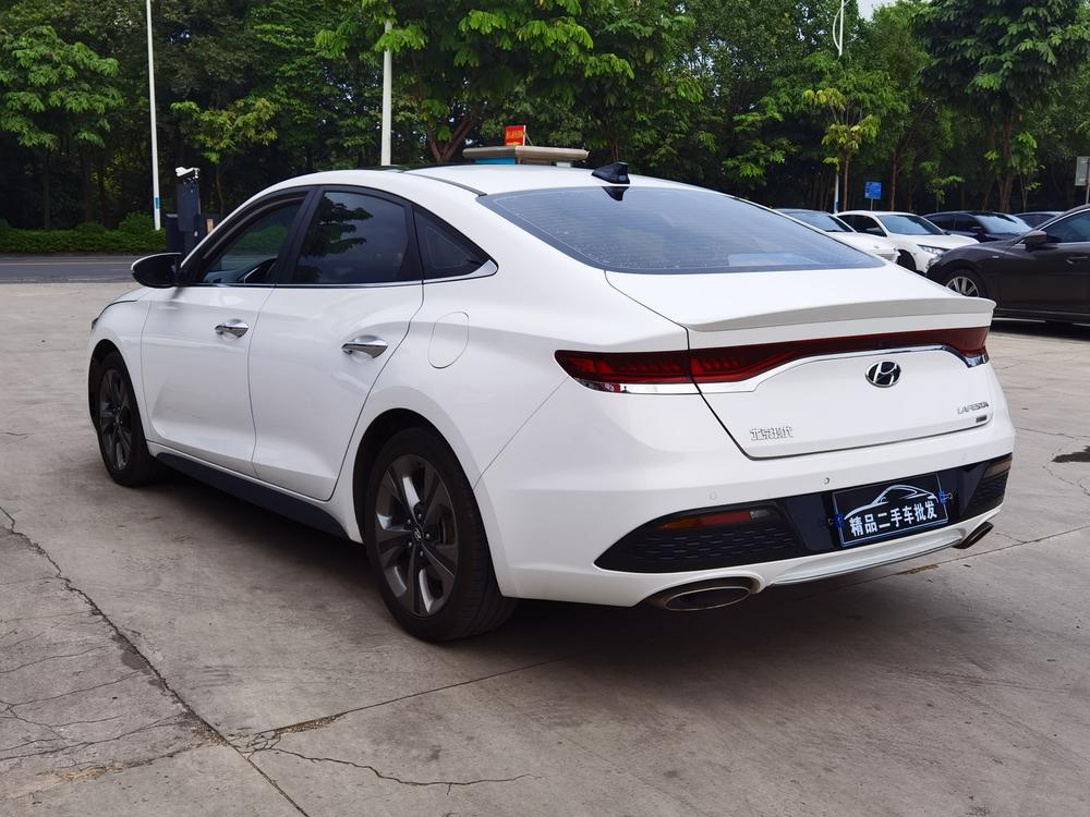 Hyundai Lafesta