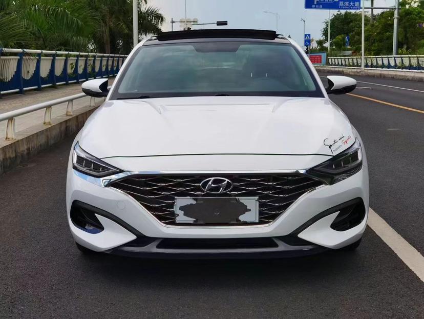 Hyundai Lafesta