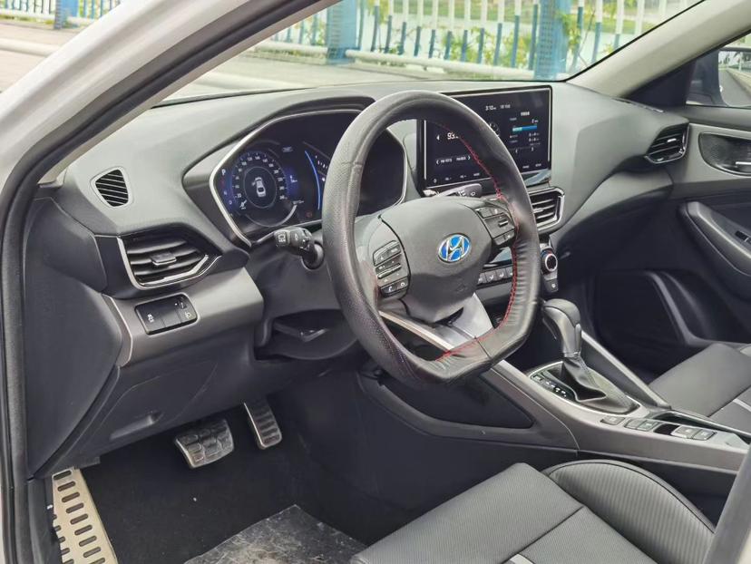 Hyundai Lafesta