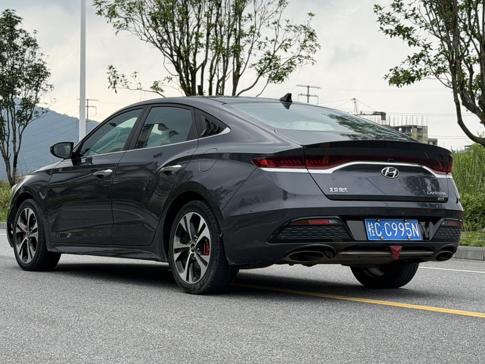 Hyundai Lafesta
