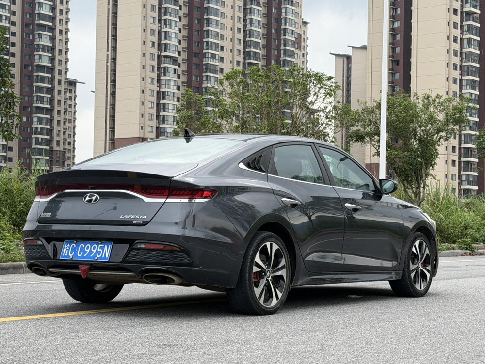 Hyundai Lafesta