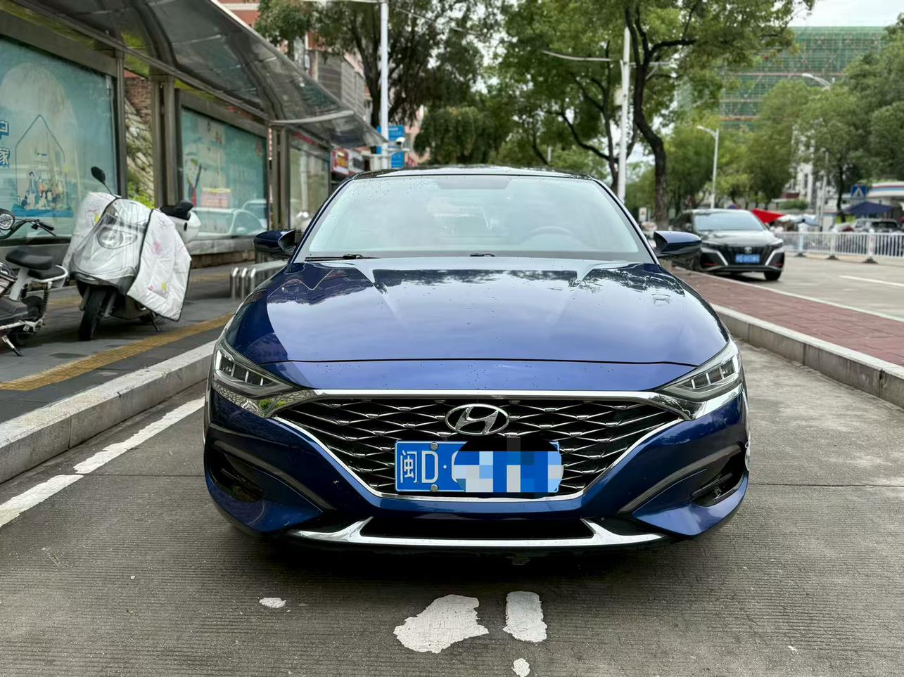 Hyundai Lafesta