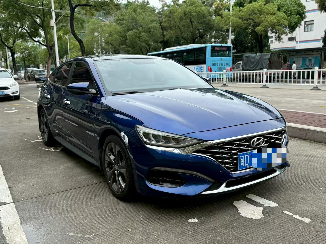 Hyundai Lafesta