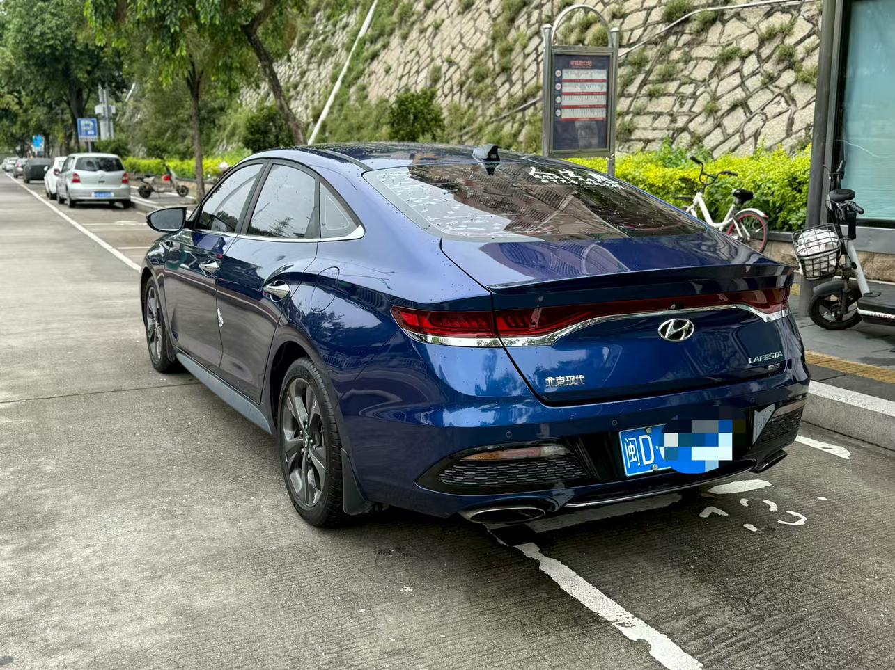 Hyundai Lafesta
