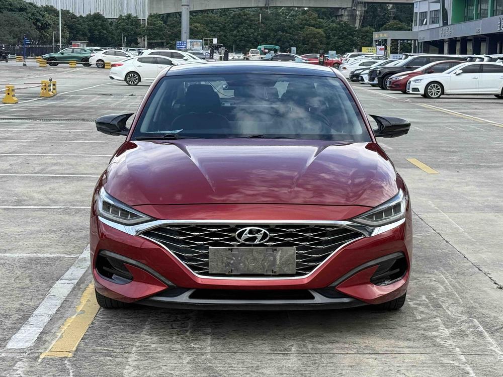 Hyundai Lafesta