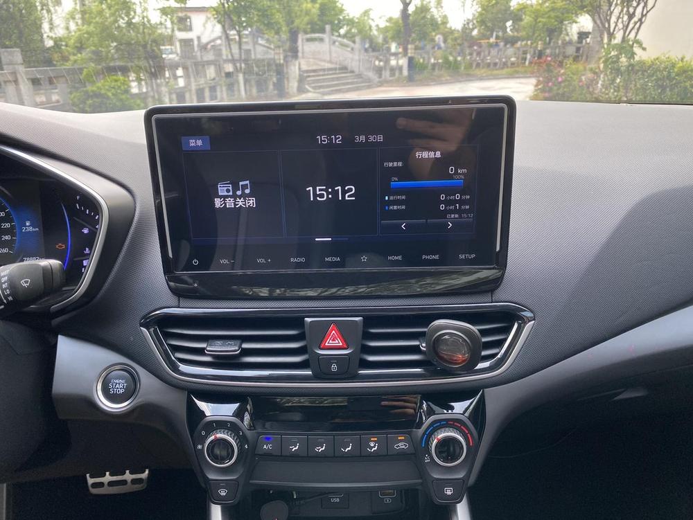 Hyundai Lafesta