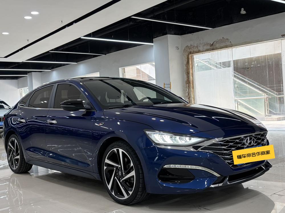 Hyundai Lafesta
