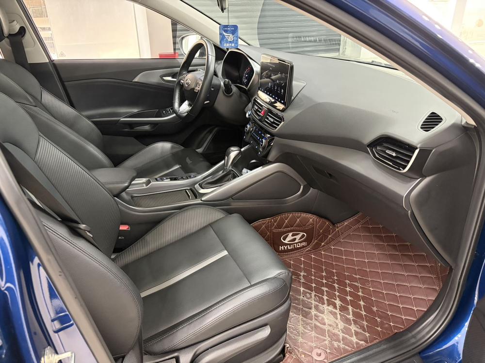 Hyundai Lafesta