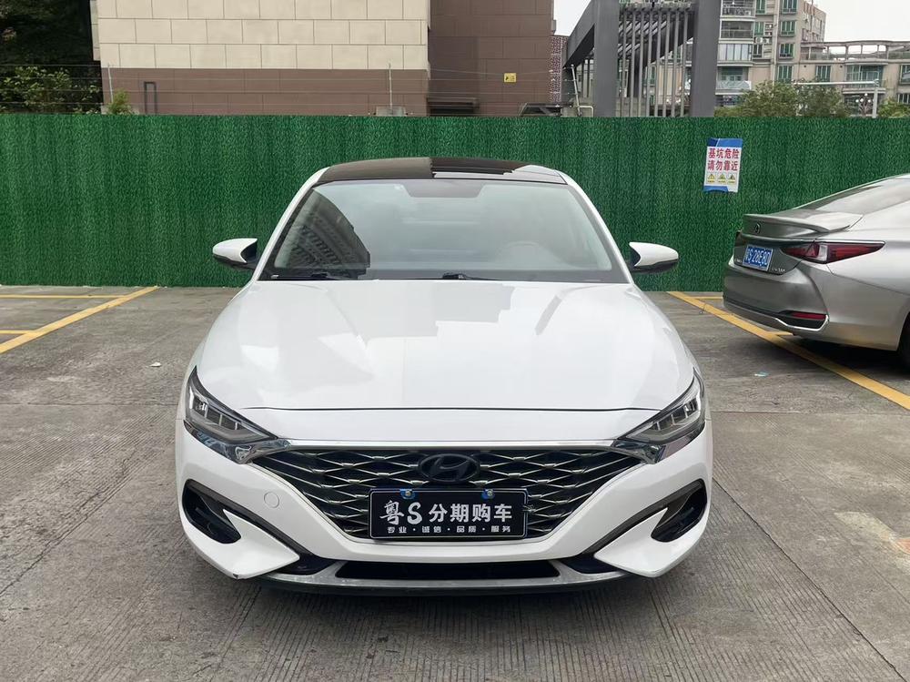 Hyundai Lafesta