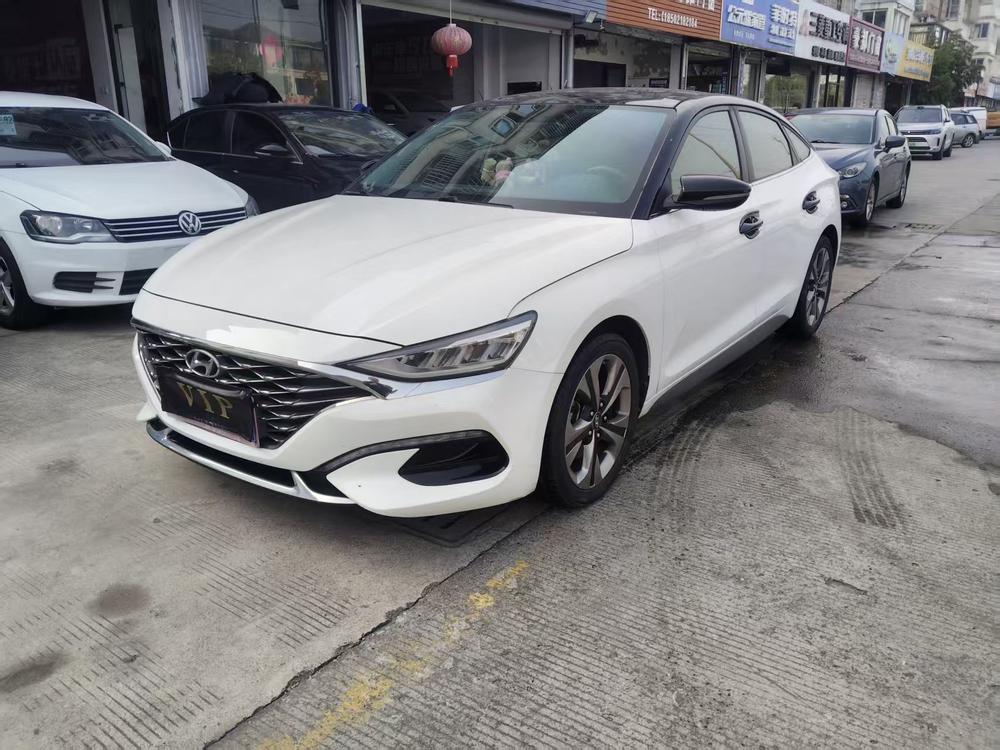 Hyundai Lafesta