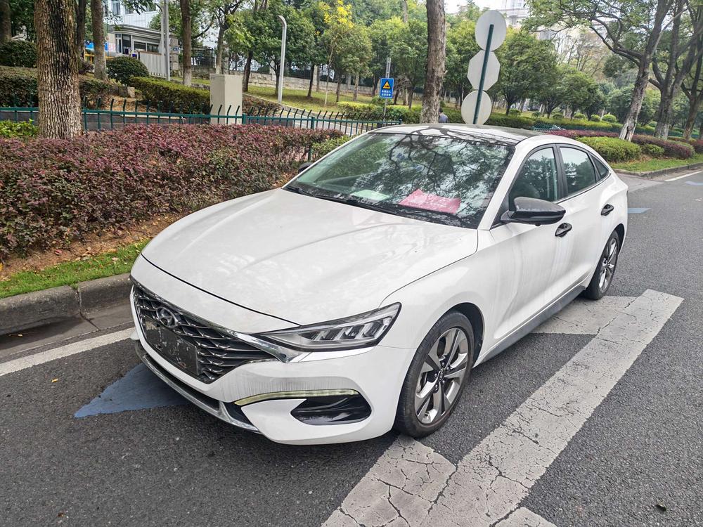 Hyundai Lafesta