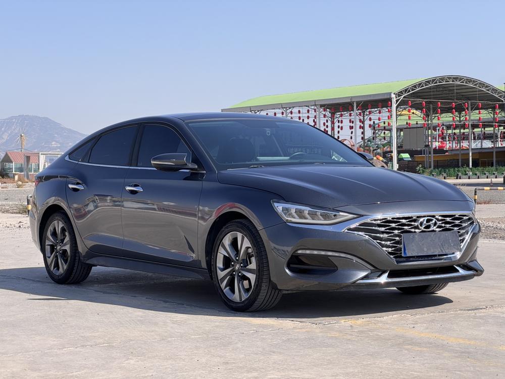 Hyundai Lafesta