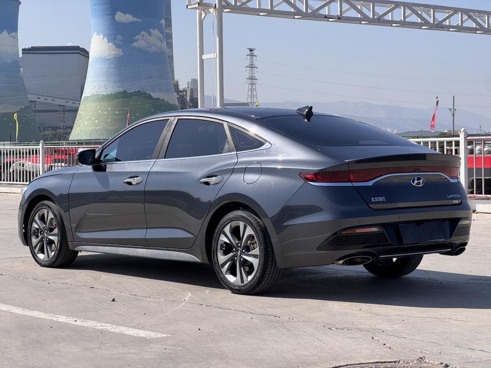 Hyundai Lafesta