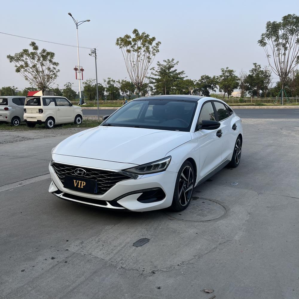 Hyundai Lafesta