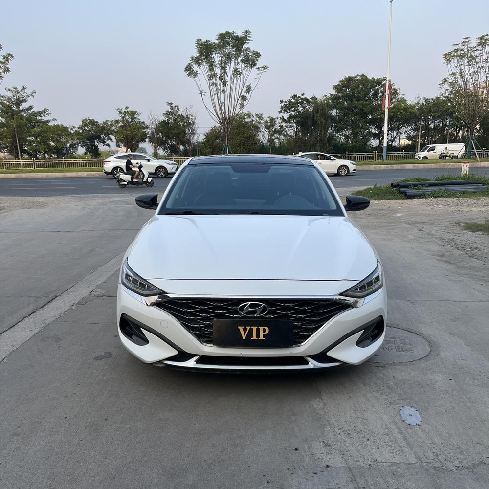 Hyundai Lafesta