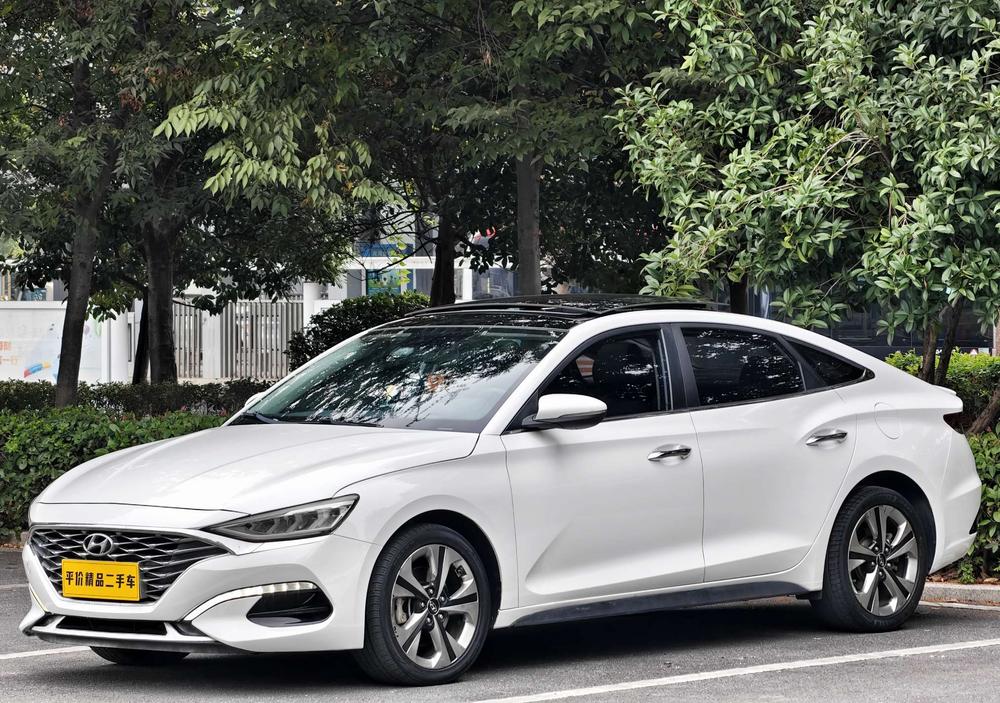 Hyundai Lafesta