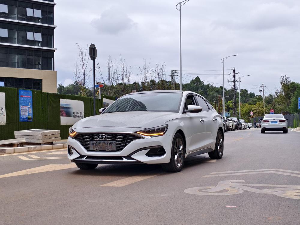 Hyundai Lafesta