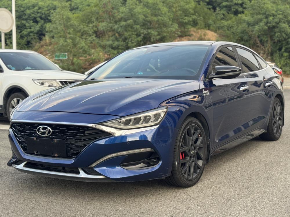 Hyundai Lafesta
