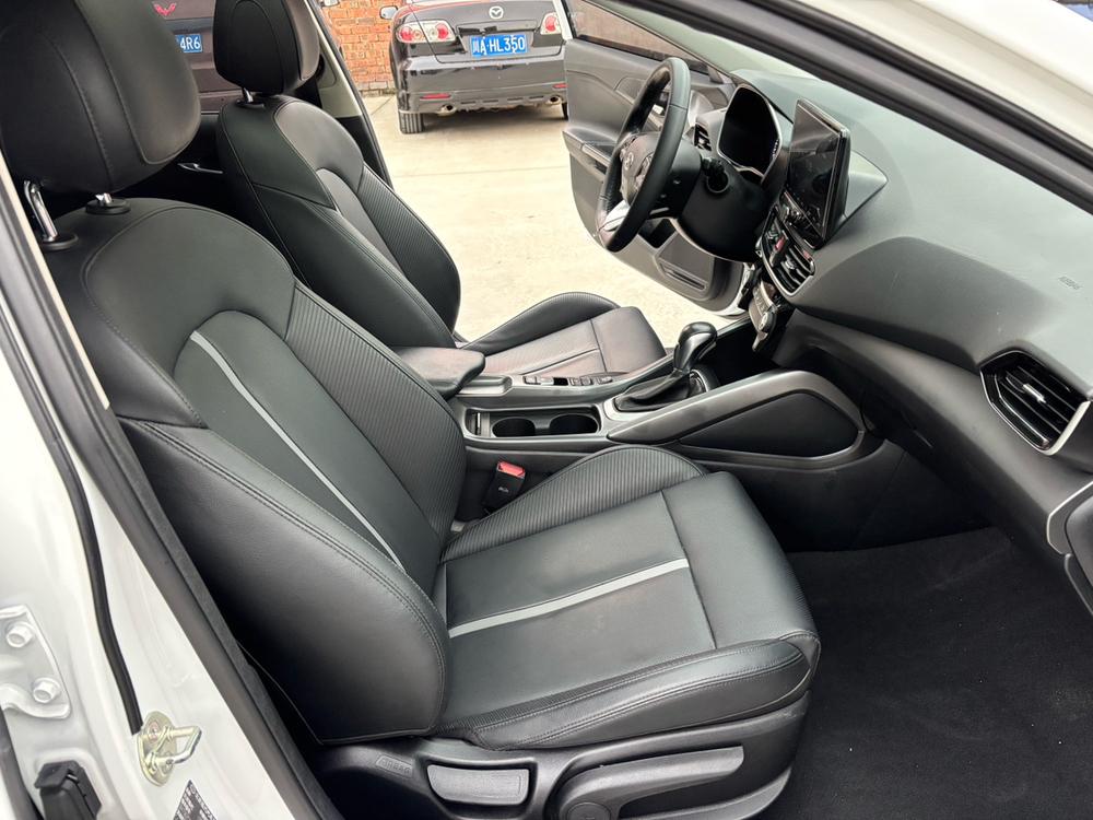 Hyundai Lafesta