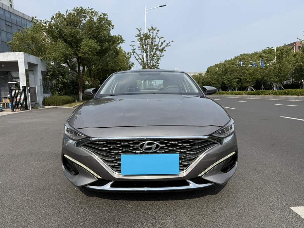 Hyundai Lafesta
