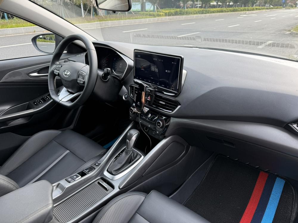 Hyundai Lafesta