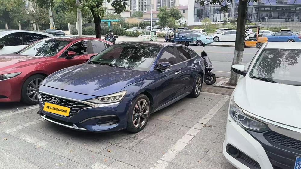 Hyundai Lafesta