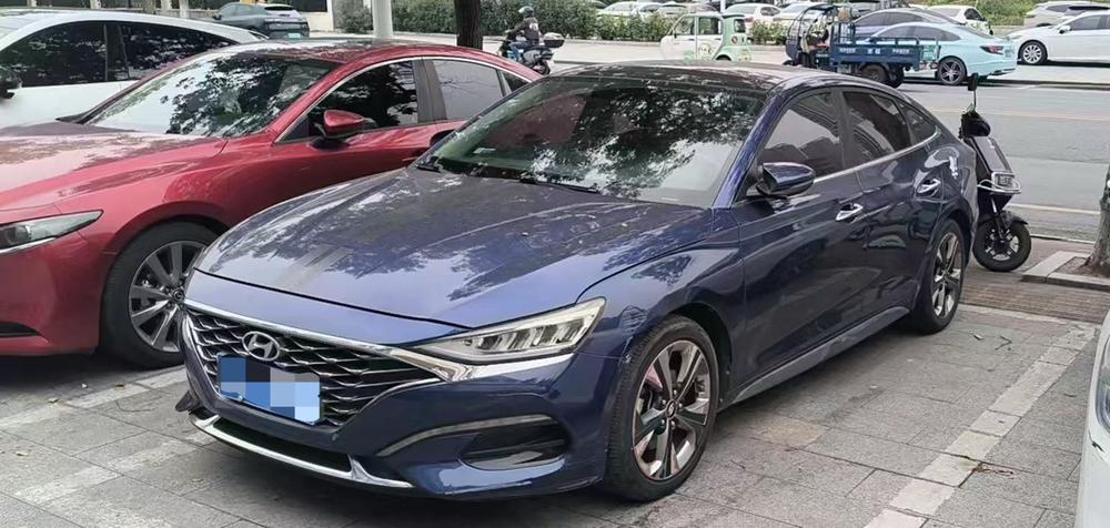 Hyundai Lafesta