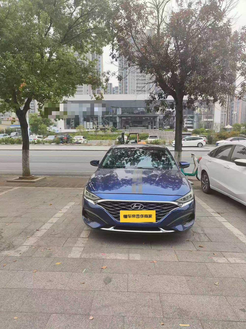 Hyundai Lafesta