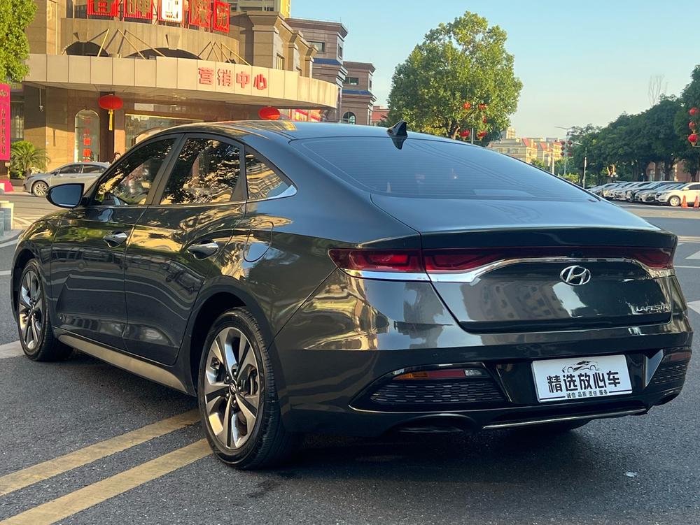 Hyundai Lafesta