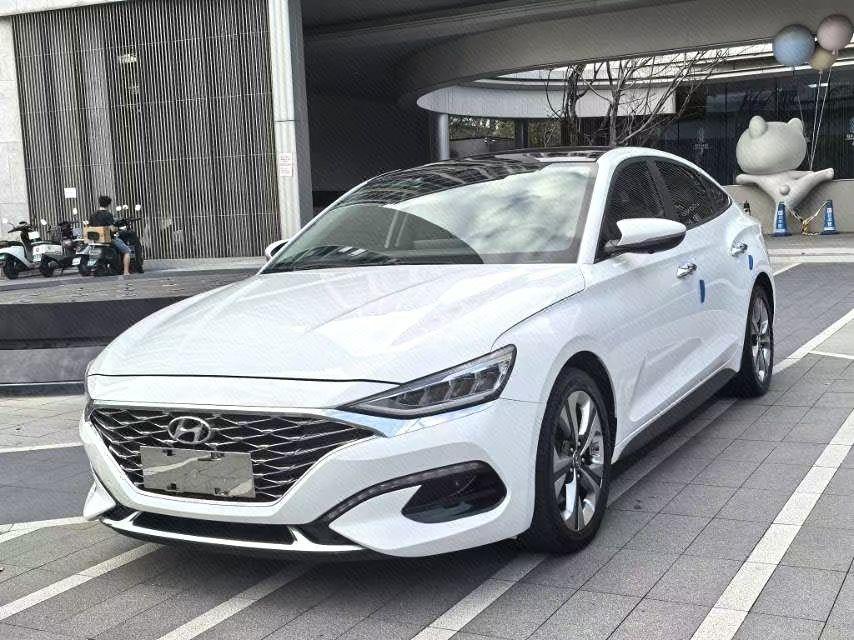 Hyundai Lafesta
