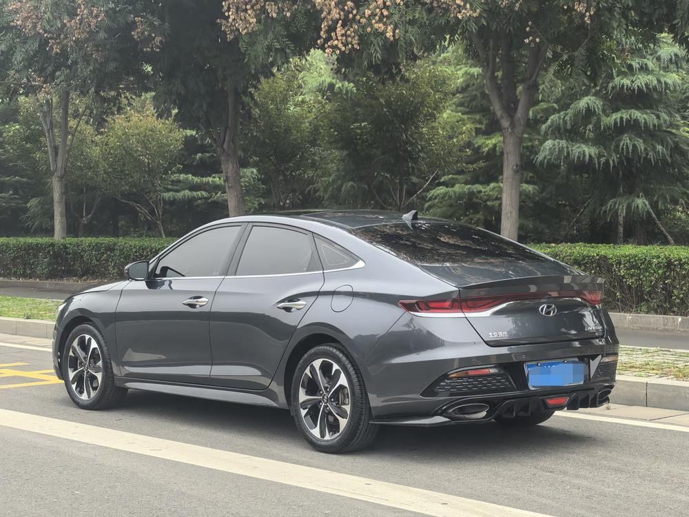 Hyundai Lafesta