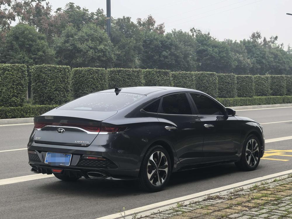 Hyundai Lafesta
