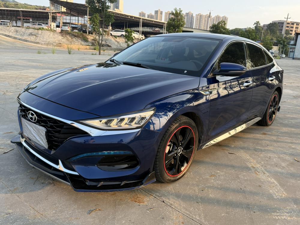 Hyundai Lafesta