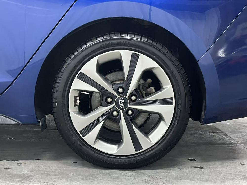 Hyundai Lafesta