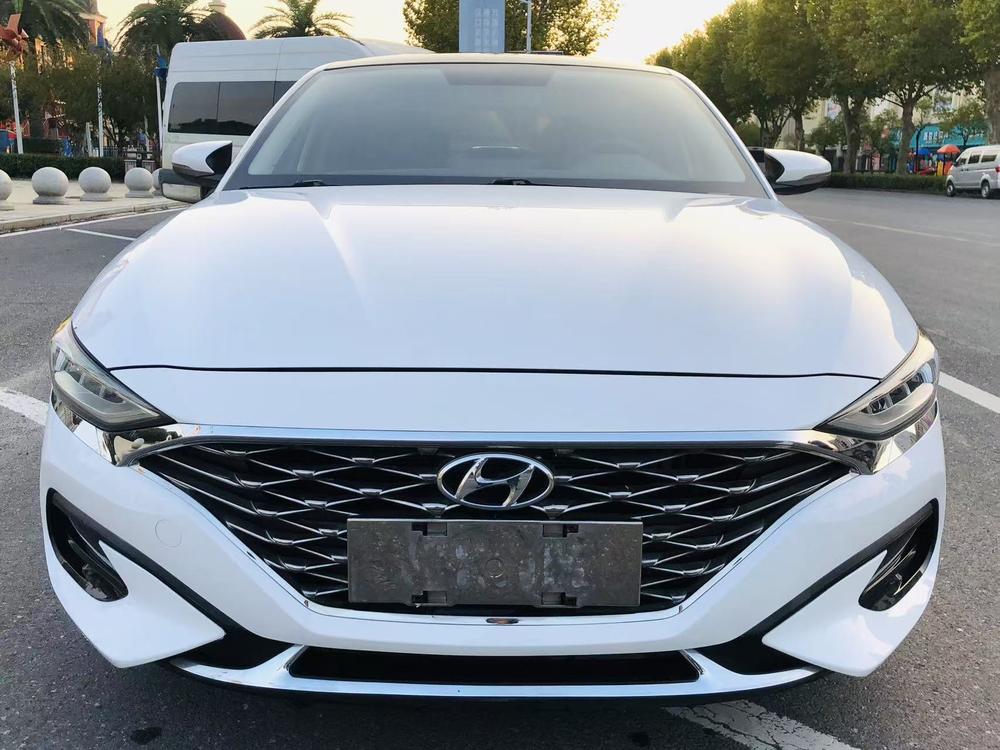 Hyundai Lafesta