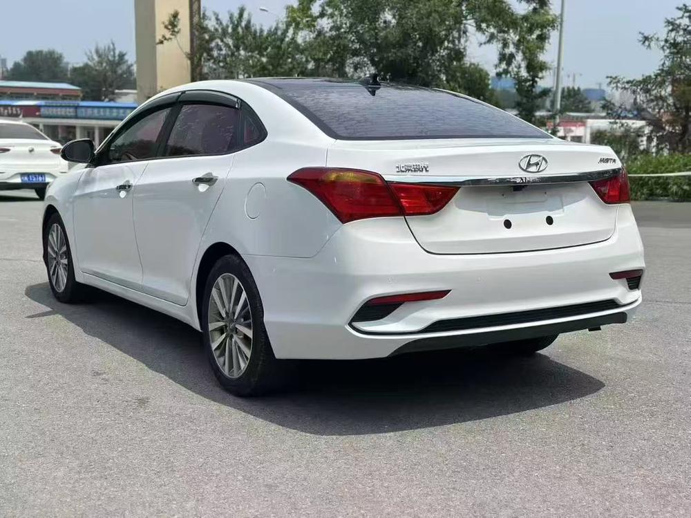 Hyundai Mistra