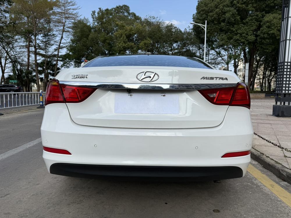 Hyundai Mistra