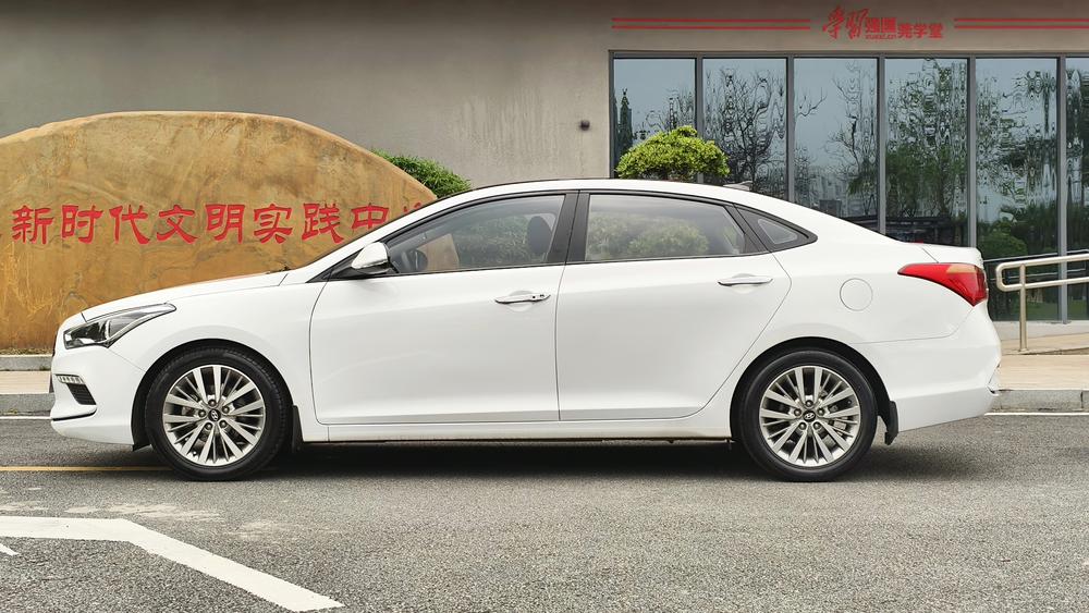 Hyundai Mistra